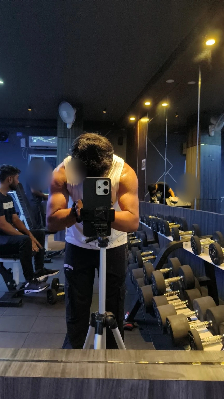 Training floor with gym members
